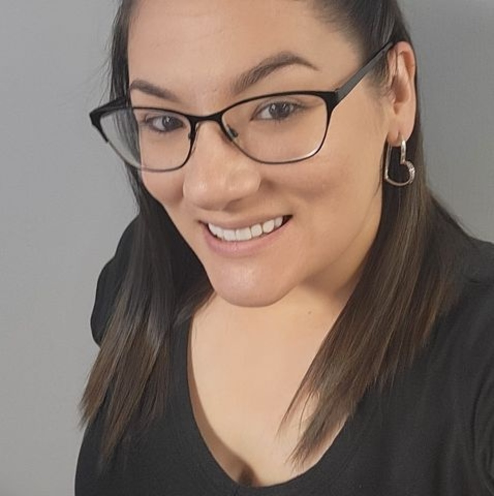 Meet your Posher, Lisa